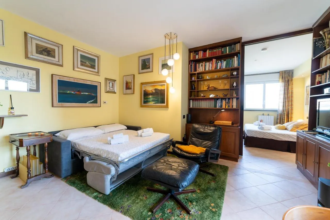 Rho-Fiera Milano Vintage House & Garage Privato Apartment Italy