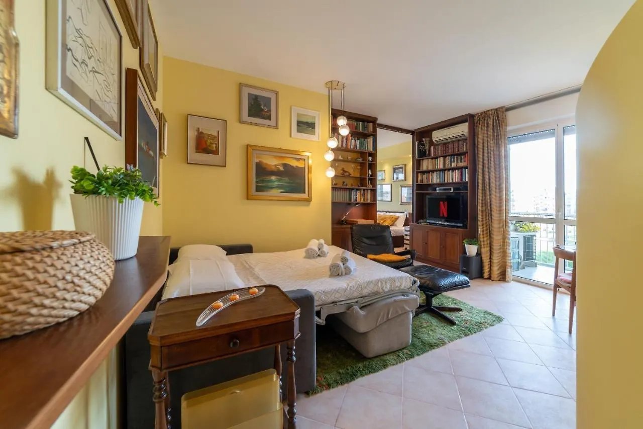 Rho-Fiera Milano Vintage House & Garage Privato Apartment Milan